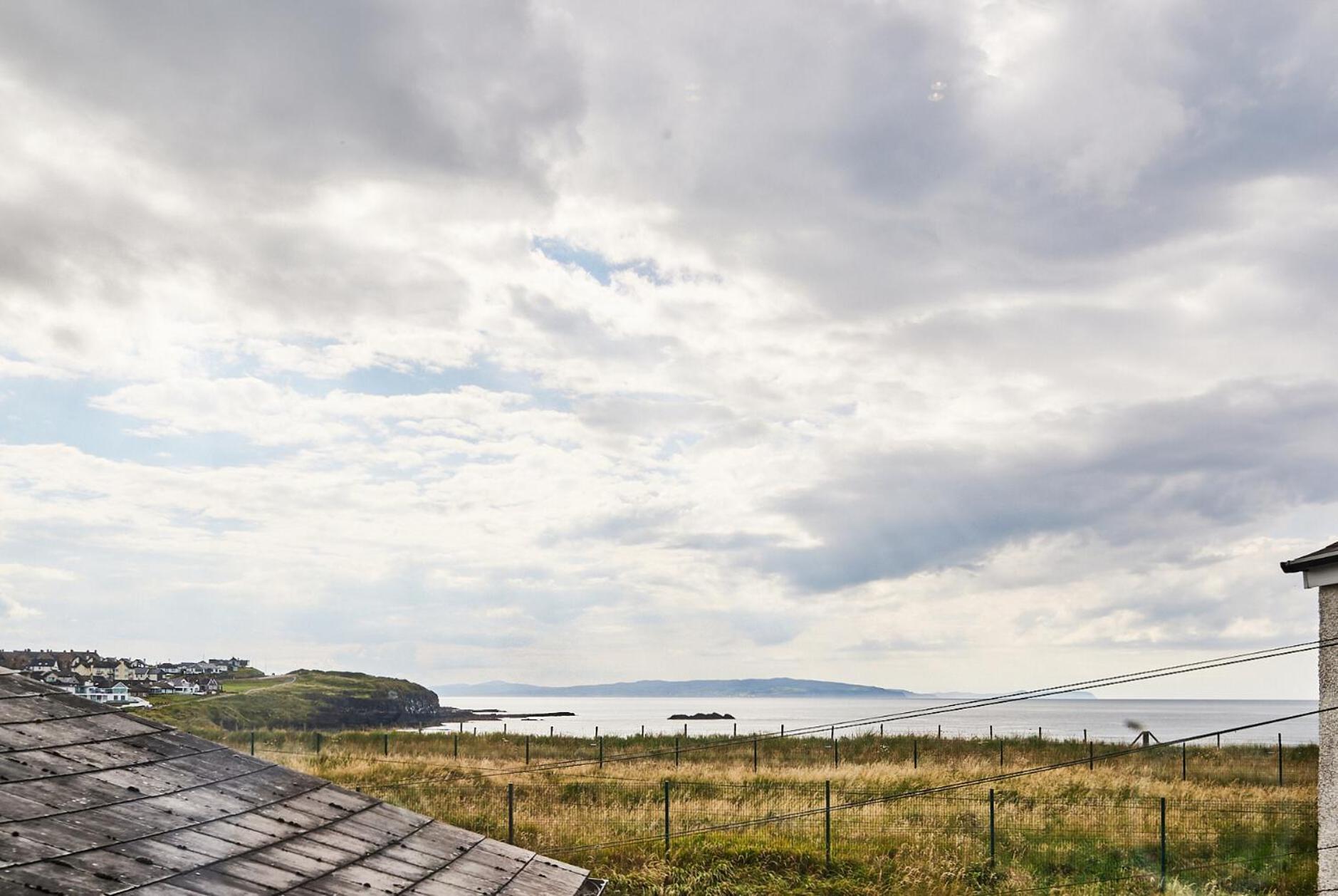5 West Beach - Portrush By The Sea 외부 사진